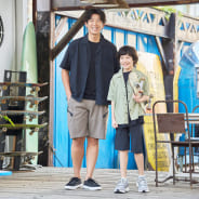 ブラック