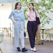 ブラック