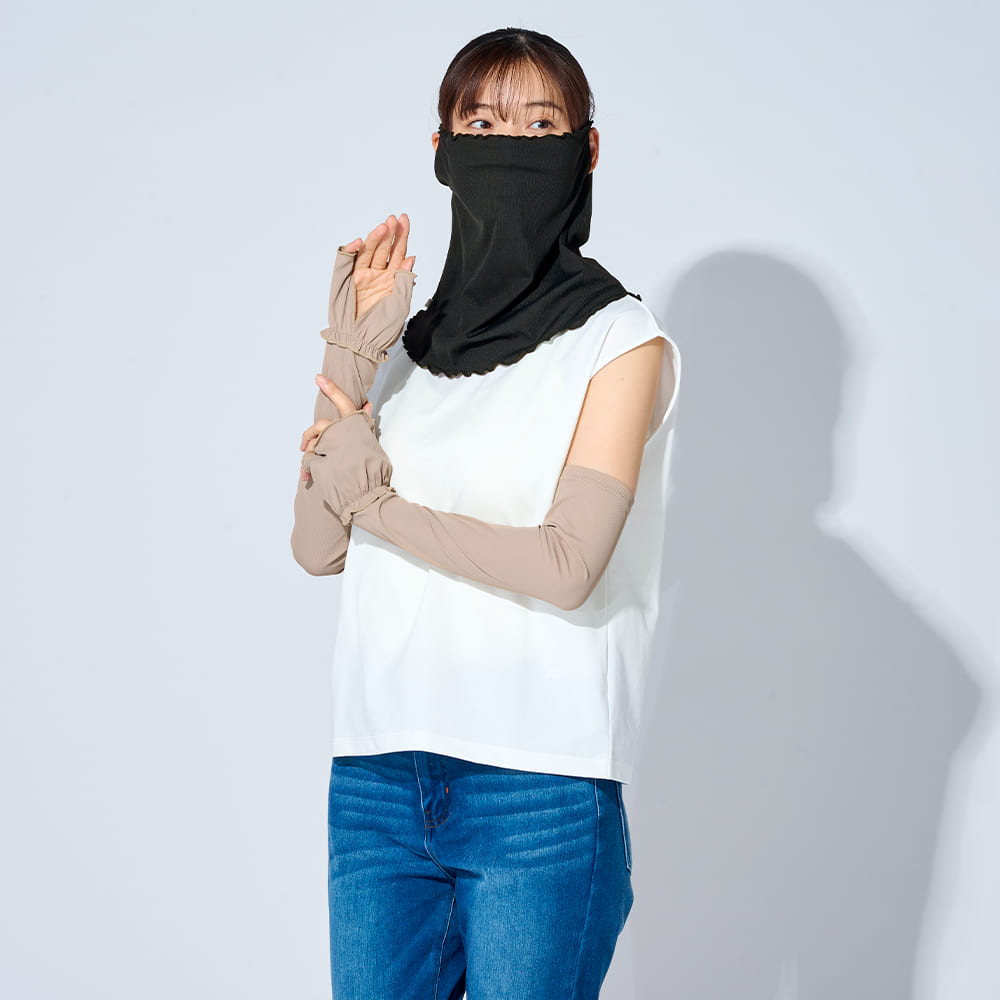 ブラック