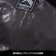 ブラック