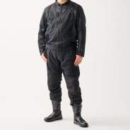 ブラック
